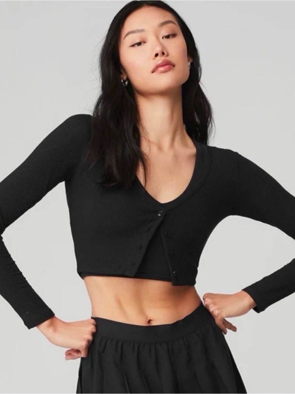 ALO YOGA Ribbed Cropped Whisper
Button Cardigan Crop Top